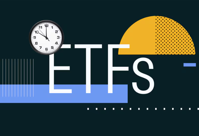 Los Fondos cotizados en Bolsa Los fondos cotizados en bolsa, o ETFs, suelen ser instrumentos de bajo coste que permiten a los inversores seguir índices populares.